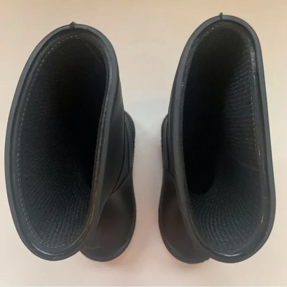 Barn Rain Boot Black Rubber Treaded Non-Skid SurfaceToddler Size 5-6 NWOT - Picture 6 of 11